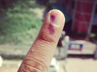 voting_finger