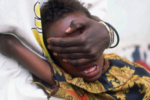 female-genital-mutilation-fgm-750x500
