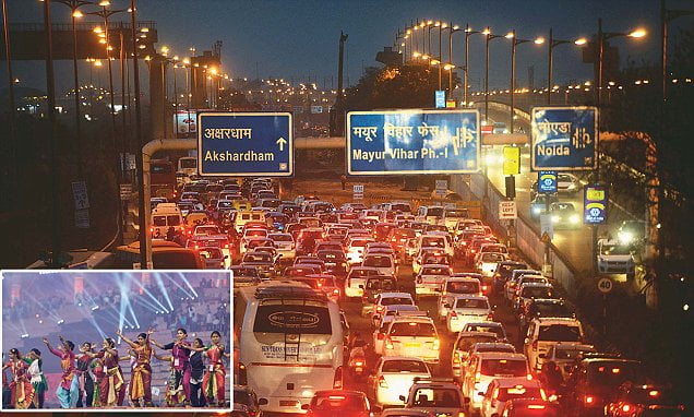 Traffic Jam near Metro Station Of Mayur vihar Spread over a venue of 1000 acres and expected to be attended by 3.5 million people from 155 countries, Ravi Shankar World Culture Festiva in New Delhi 10/March/2016 Photo By Qamar Sibtain