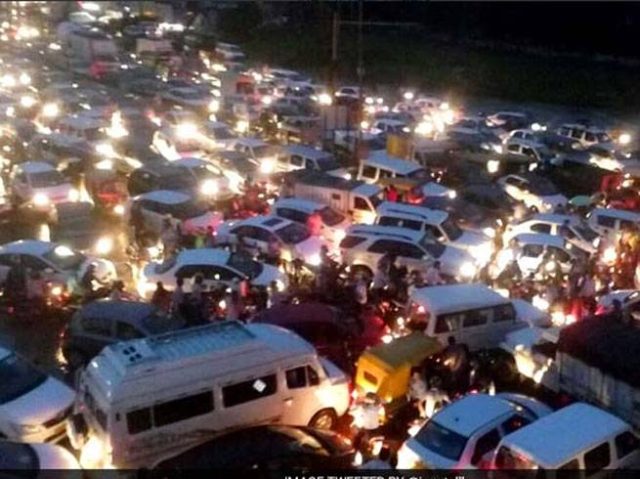 heavy-traffic-jam-in-gurugram