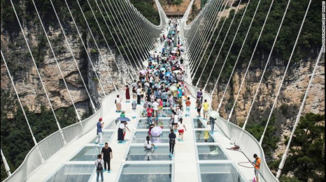 160822133838-china-glass-bridge-1-exlarge-169