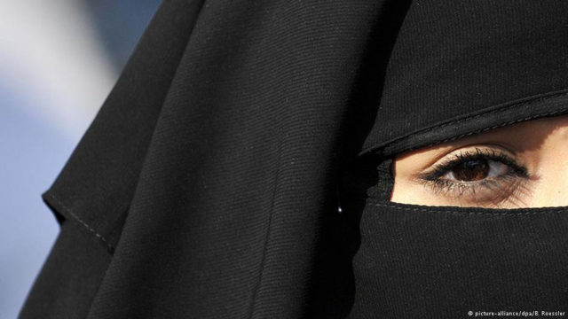 woman-in-niqab