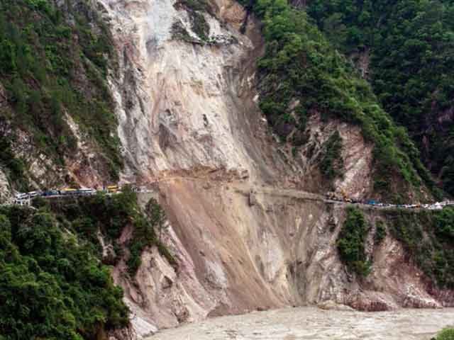 Locals usually warn trekkers against landslides or floods. There are some who choose to ignore them.