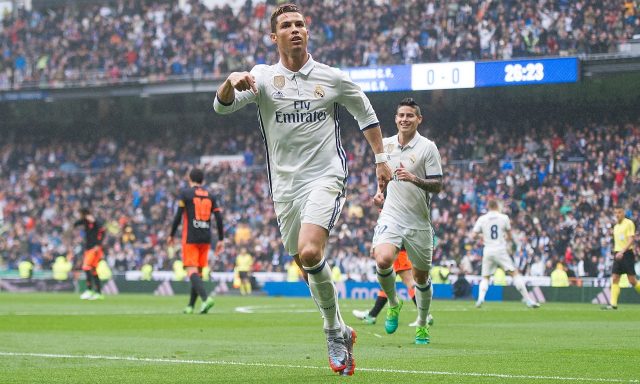 Cristiano Ronaldo celebrates his goal vs Valencia