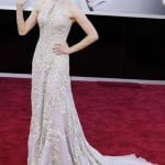 amanda-seyfried-alexander-mcqueen1