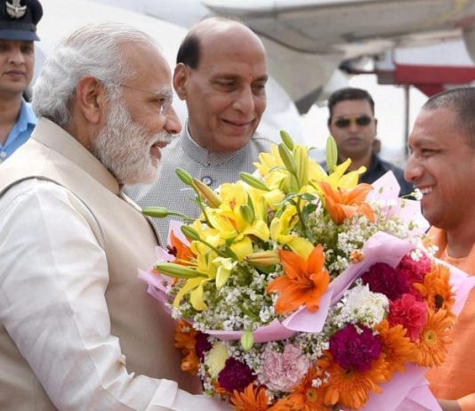 modi and yogi