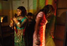 Launda Naach: Men Dress As Women & Dance In Front Of Sexually Hungry Men in Bihar launda naach