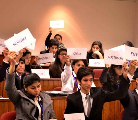 FlippED: Is Parliamentary Debating Better Or MUNs? Our Bloggers Fight It Out! MUNs vs Parliamentary Debating