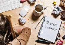 A Peek Into The Mind Of A Procrastinator: Let Us Tell You Why We Do This Procrastinator