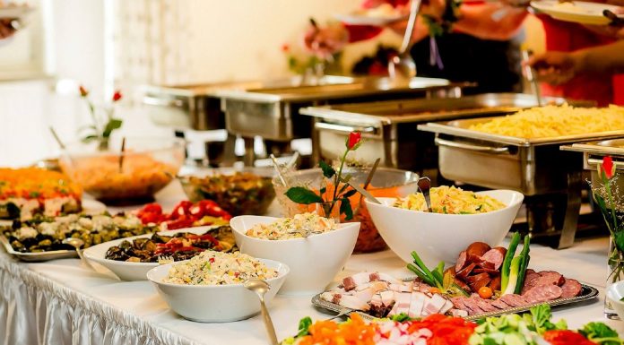 Breakfast Babble: I Only Go To Weddings For Food weddings food