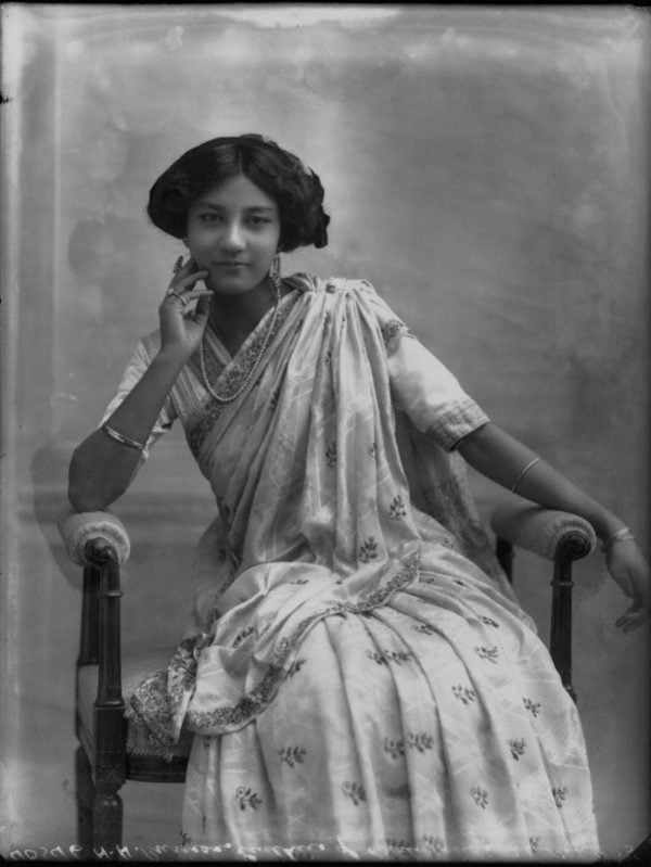 Timeline Of Changing Bengali Fashion Over the Years From 1850s To Now