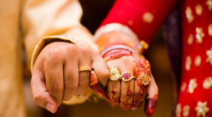 Why Millennials Are Largely Commitment Phobic And Choose To Postpone Marriage Vs. Advantages Of Marrying Young