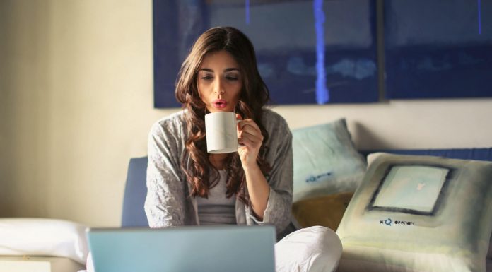 Transition From College To Work Life Is Stressful, Say The Millennials: VoxPop college to work life