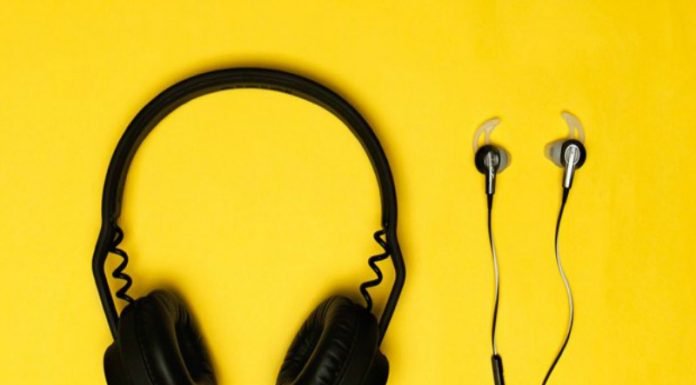 Watch: How To Choose The Perfect Pair Of Headphones