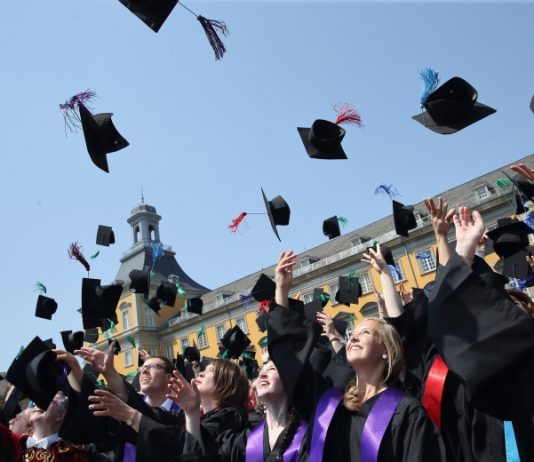 Here’s How An Indian Student Can Apply And Study In The UK