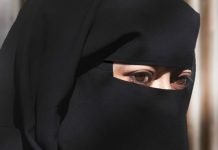 The Veil Or Burqa Should Not Be Assumed To Be A Symbol Of Oppression