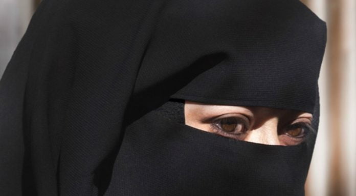 The Veil Or Burqa Should Not Be Assumed To Be A Symbol Of Oppression