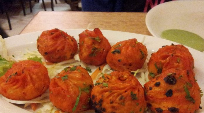 Top 5 Places For The Best Momos In Delhi momos