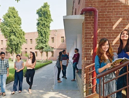 How To Get Admission In SRCC (Shri Ram College of Commerce), Delhi University