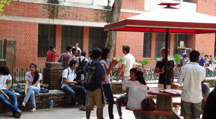In Pics: Budget Food Joints Around Delhi University’s North Campus