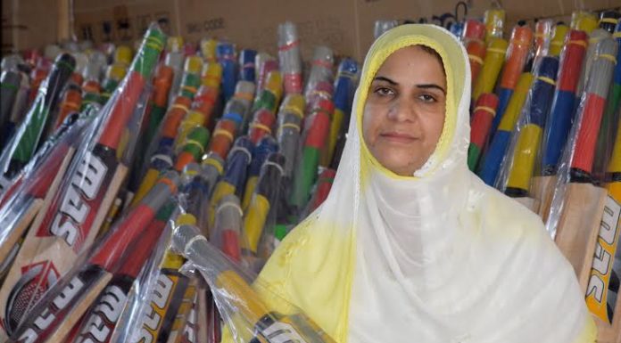 Meet Kashmir’s Only Woman Cricket Bat Maker In The Male Dominating Industry: Rifat Masoodi