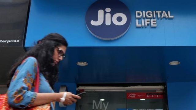 Jio Bans Porn Sites For Users In India After Orders From Uttarakhand High  Court