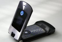 Flip Phones To Come Back At A Price Of Rs. 1 Lac?