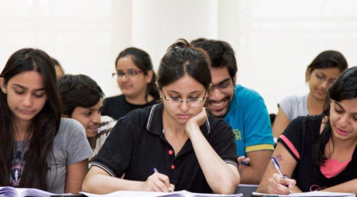 “Padhke Achi Job Karlo, Varna Husband Tanne Dega” Teachers And Their Many Ways Of Teaching Us “Life” Lessons