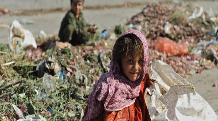 Why Is Pakistan So Poor After All? poor Pakistan