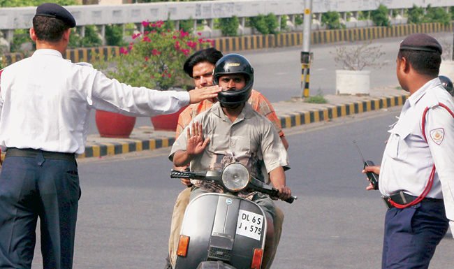 In Pics: Here’s Why Corruption In Traffic Police Is Also The Public’s Mistake