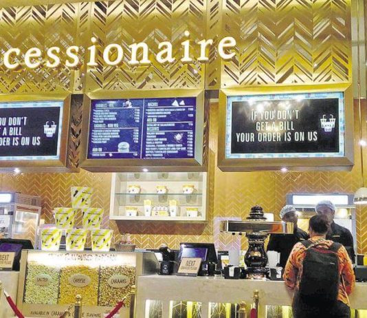 Breakfast Babble: Can Movie Theatres Stop Charging Rs. 500 For A Stupid Sh**ty Popcorn Bag?! movie theatre food
