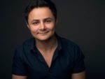 Arturo-Castro-Headshot-1.1-300×225