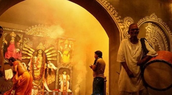 In Pics: Things Bengalis Miss If They Stay Out Of Bengal During Durga Puja