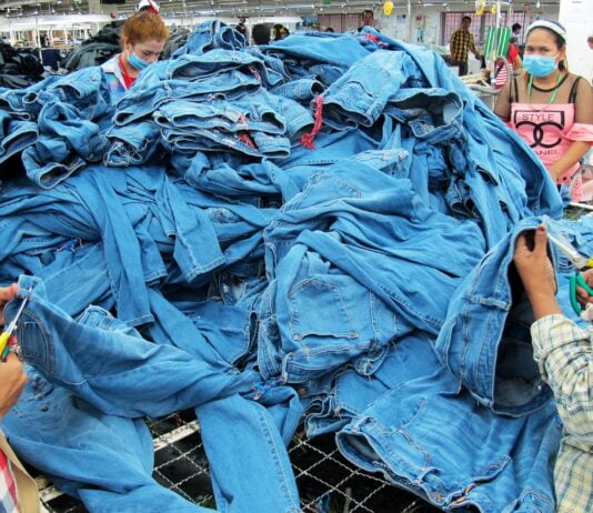 #PayUp Movement Is Getting GAP And Other Big Brands To Pay Their Bangladeshi Workers