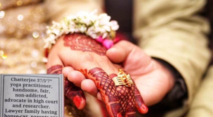 Matrimonial Ad Seeks Bride ‘Not Addicted To Social Media’, Comments Troll Saying ‘Kunwara Hi Rahega’