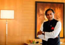Here’s What Shashi Tharoor’s Book, ‘The Battle Of Belonging’ Has To Say About Hindutva Movement
