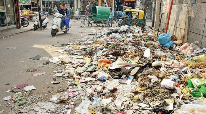 Watch: Irresponsible Litterers Are Being Gifted Garbage In This Andhra Town garbage