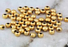 People In An Andhra Pradesh Village Find Gold Beads On The Beach After Cyclone Nivar Cyclone Nivar