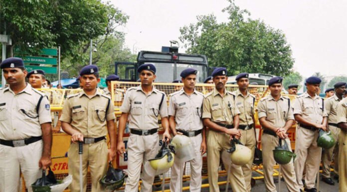 #Delhi_Police_Exam_Scam Trends Due To Anger On Alleged Unfair Means Used To Get Marks, 3 Arrested