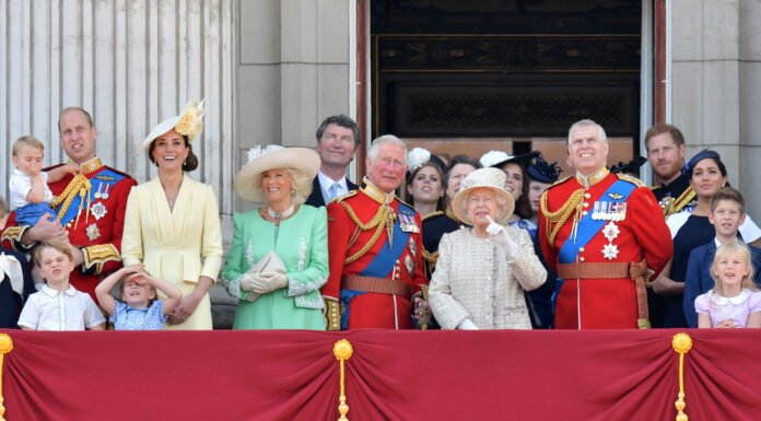 Watch: 5 Times The Hypocrisy Of The Royal House Could Not Remain Hidden