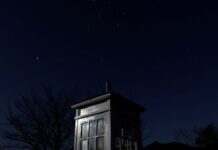 Japan’s Tsunami Survivors Call Lost Loved Ones On The ‘Phone Of The Wind’ Craving For A Final Goodbye