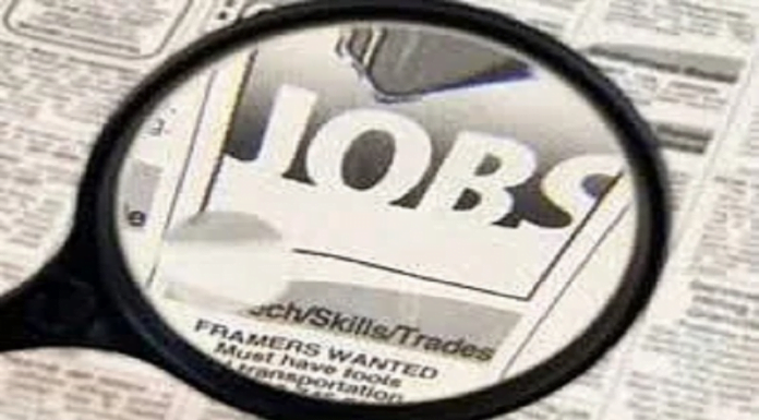 Madhya Pradesh Youth Protests Against The Closure Of Employment In Government Jobs