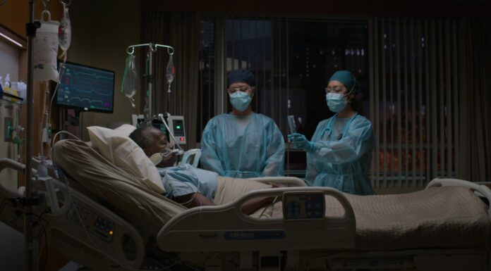 इस श्रृंखला ने कोविड-19 के मोर्चे पर डॉक्टरों का एक प्रत्यक्ष काल्पनिक जीवन दिखाया है