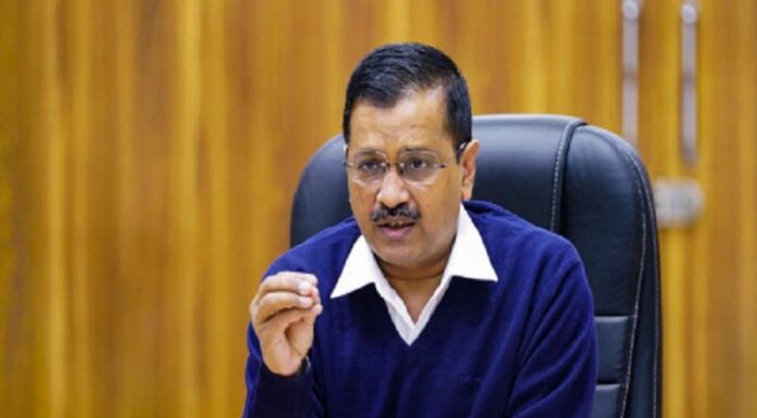 केजरीवाल ने मोदी के साथ की गयी निजी बैठक का लाइव टेलीकास्ट किया, पीएम उत्तेजित