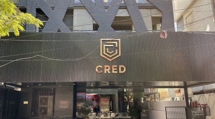 तीन महीने में कैसे क्रेड ने 52 लाख के राजस्व के साथ 806 मिलियन डॉलर्स से 2.2 बिलियन डॉलर्स का सफर तय किया?