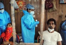 कोलकाता के ये कॉलेज और स्कूल जाने वाले लोग 24 घंटे राष्ट्रव्यापी जरूरतों को संसाधनों से पूरा कर रहे है