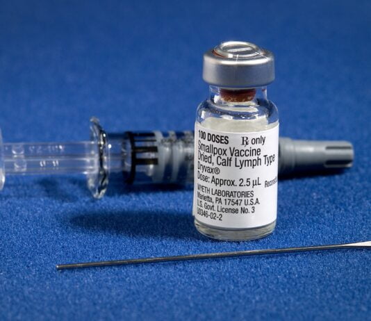 अनिवार्य लाइसेंसिंग क्या है और क्या इससे वैक्सीन का उत्पादन बढ़ेगा?