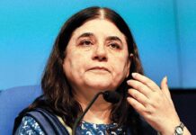 Maneka Gandhi Abuses Veterinary Doctor, #BoycottManekaGandhi Trends Maneka Gandhi Veterinary Doctor