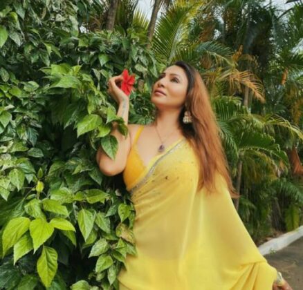 Karrishma Kar addresses the struggles faced by Young Generation