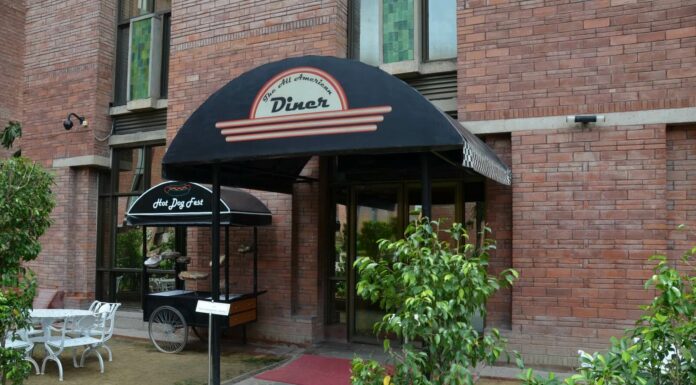 India Habitat Centre’s All American Diner Is No More, 90s Delhiites Swim In Nostalgia All American Diner